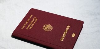 Czy dowód osobisty jest potrzebny do wyrobienia paszportu?