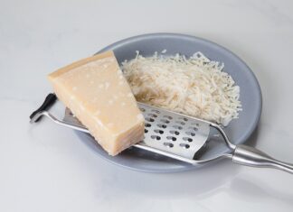 Ile kosztuje parmezan we Włoszech?
