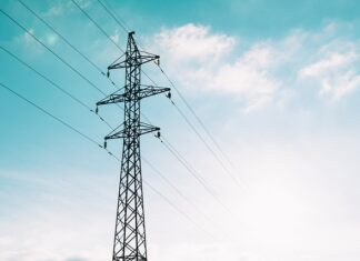 Ile lat ma przeciętny Polak?