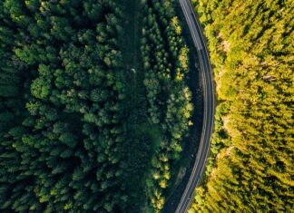 Gdzie najbliżej do Czech z Karpacza?