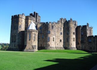 Ile kosztuje tygodniowy pobyt w Wenecji? Ile kosztuje tygodniowy pobyt w Wenecji?