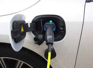 Gdzie zatankować przed Czechami?