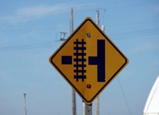 Czy nielegalne przekroczenie granicy to przestępstwo?