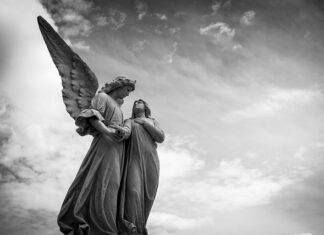 Dlaczego na cmentarzu nie śmierdzi?