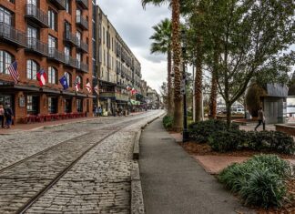 Jak nazywa się najstarsze miasto w Polsce?